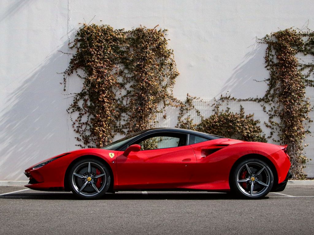 Ferrari F8 Tributo - Imagen 4