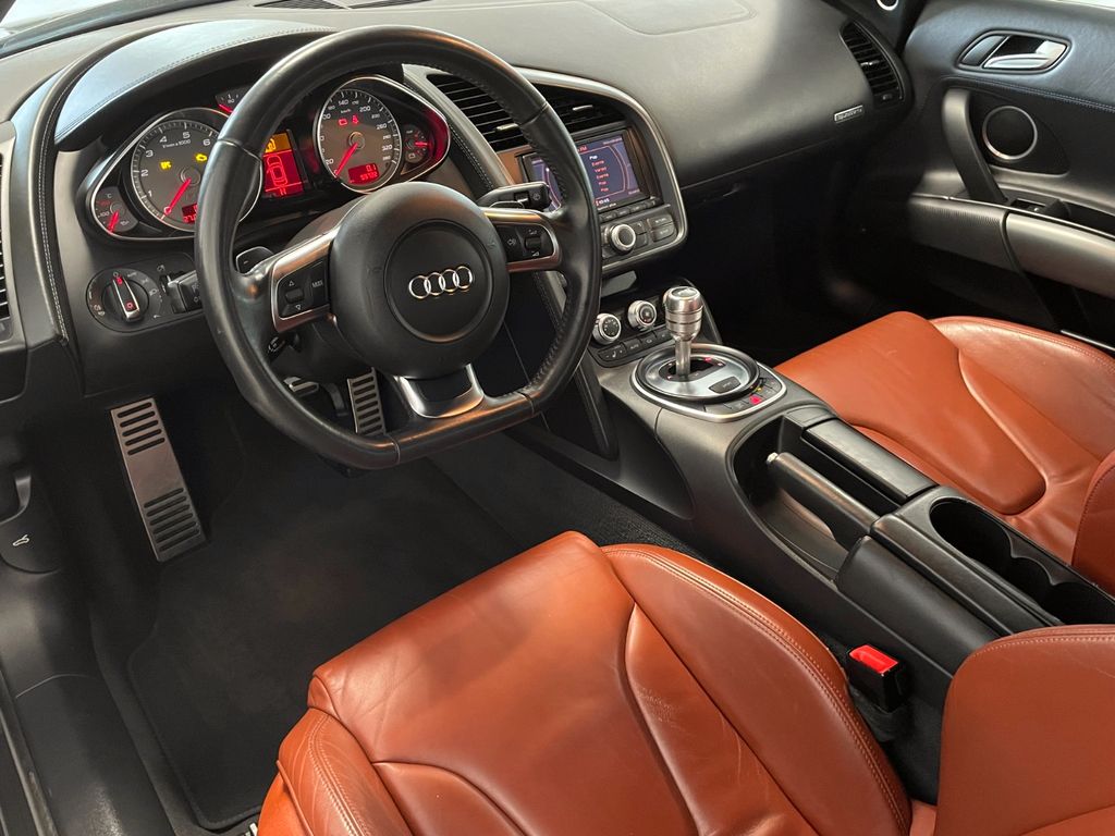 Audi  R8 V10 PLUS - Imagen 5