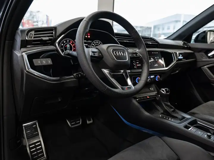 Audi  RS Q3 - Imagen 4