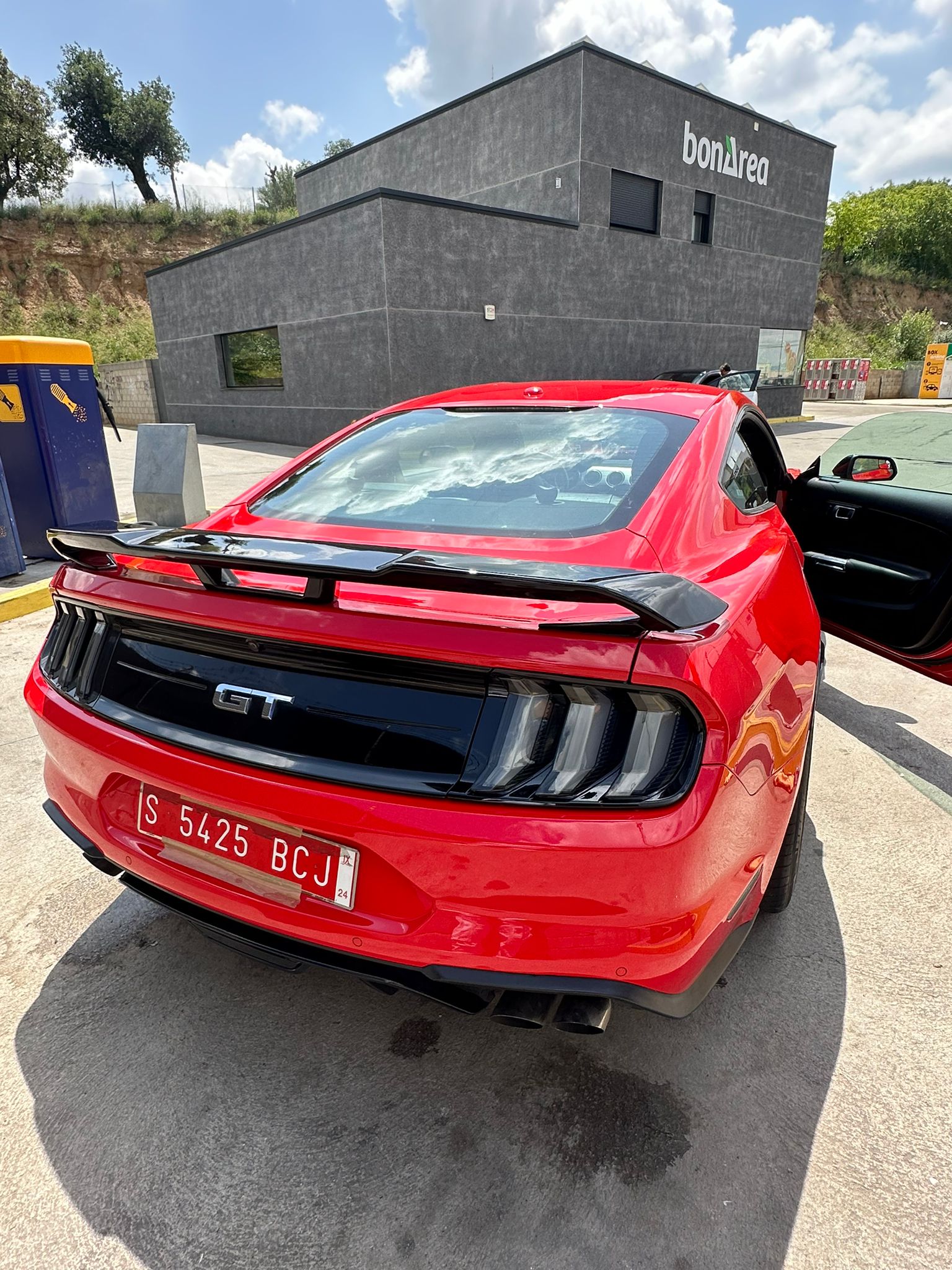 Ford Mustang GT - Imagen 2