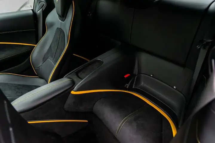 Ferrari  Roma - Imagen 10