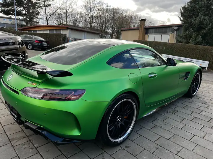Mercedes Benz AMG GTR - Imagen 5