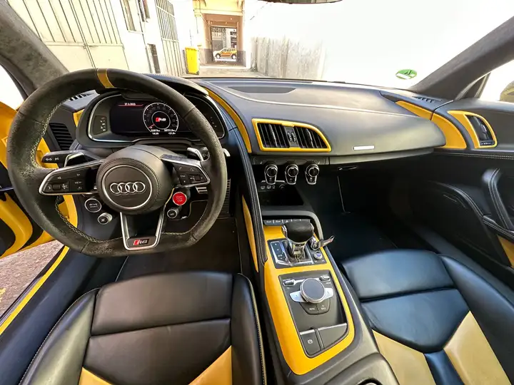 Audi R8 V10 PLUS 620CV - Imagen 5