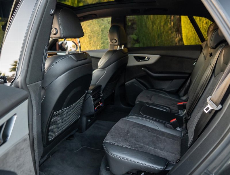 Audi Q8 S Line - Imagen 2