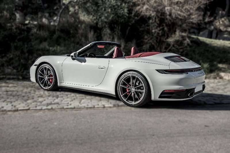 Porsche 992 Carrera 4S Cabrio - Imagen 3