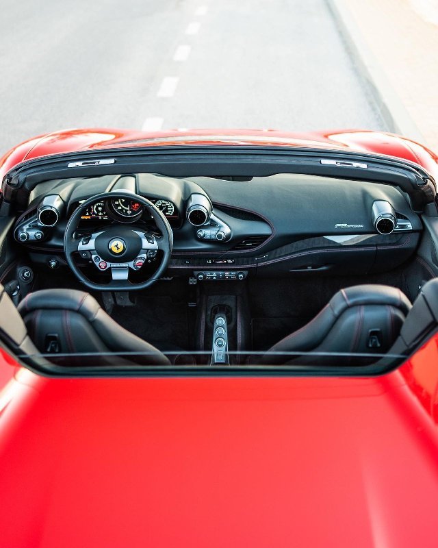 Ferrari F8 Spider - Imagen 5